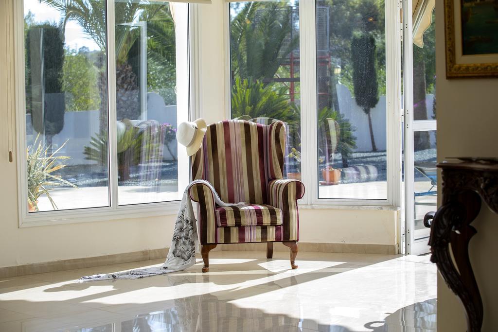 Villa Georgia Pernera Extérieur photo