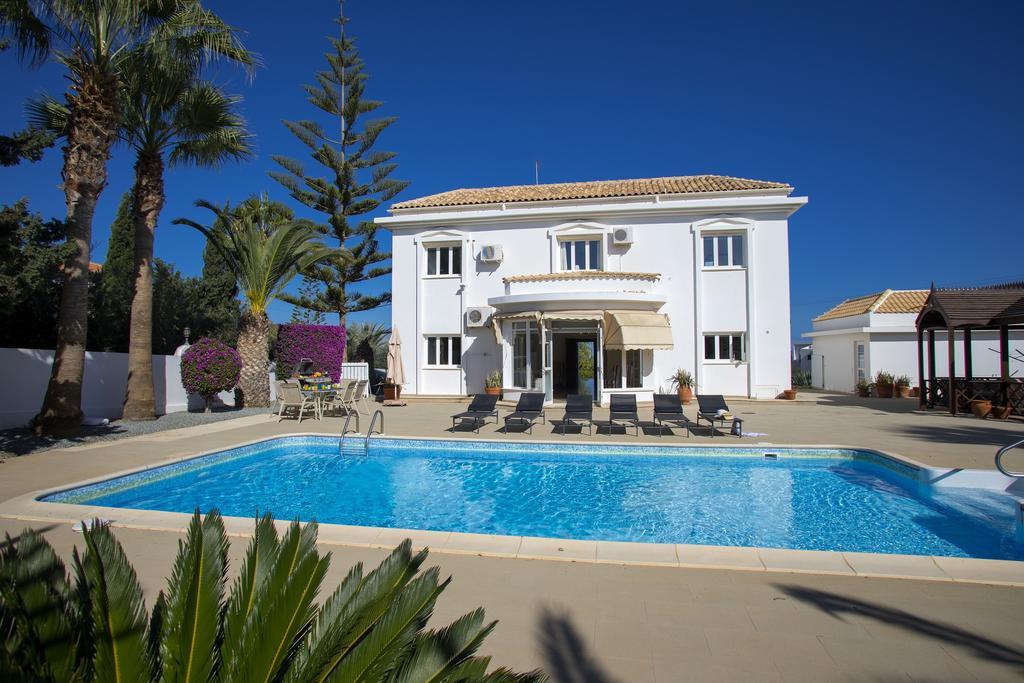 Villa Georgia Pernera Extérieur photo